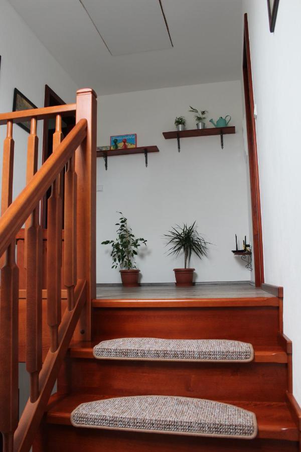 Dreveny Andel Apartment Lodherov Bagian luar foto